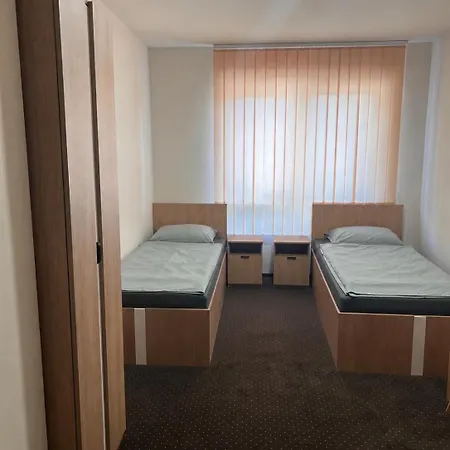 Aura Na Wynajem Hostel